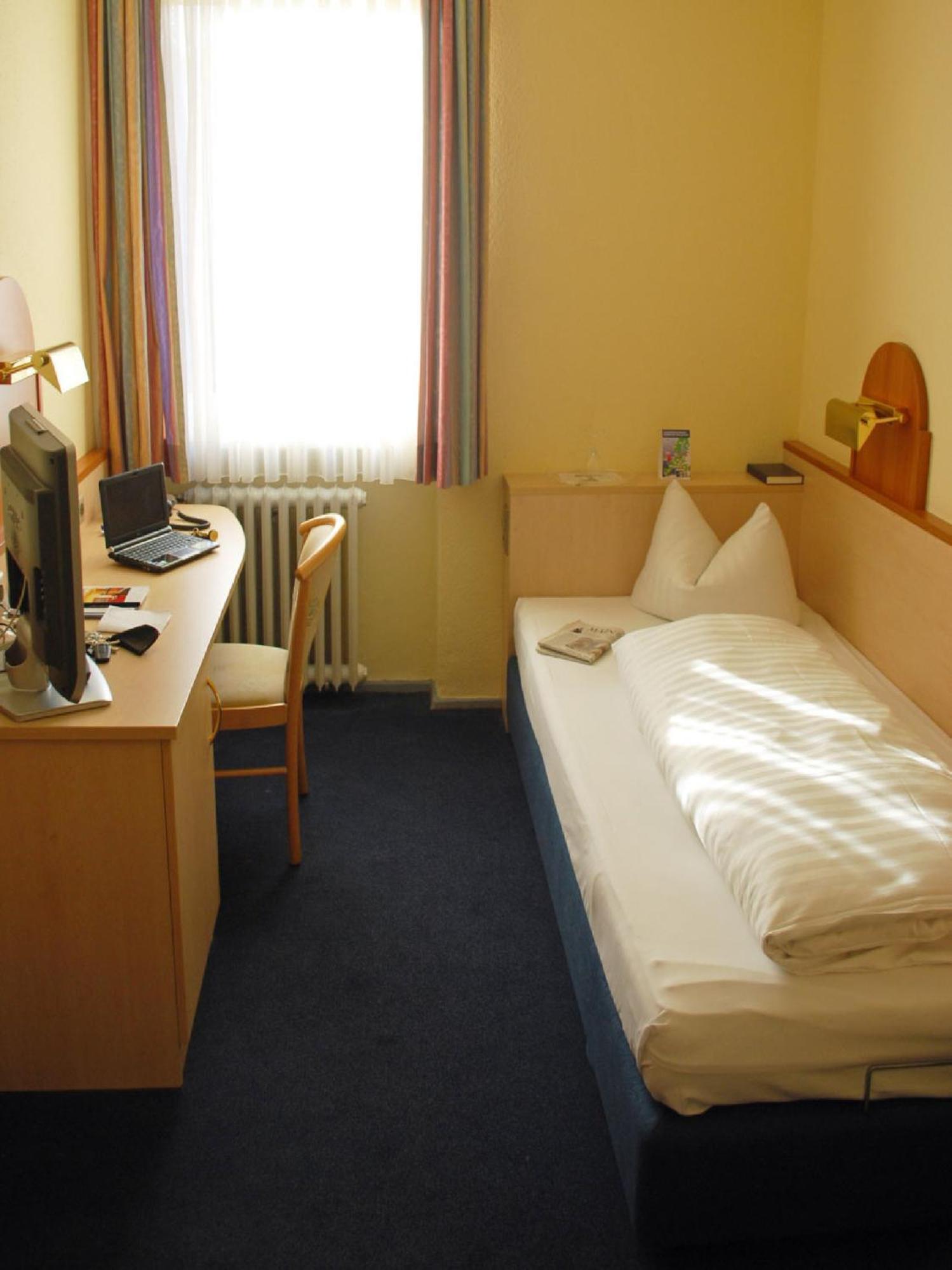 City Partner Hotel Strauss Wurtzburgo Exterior foto