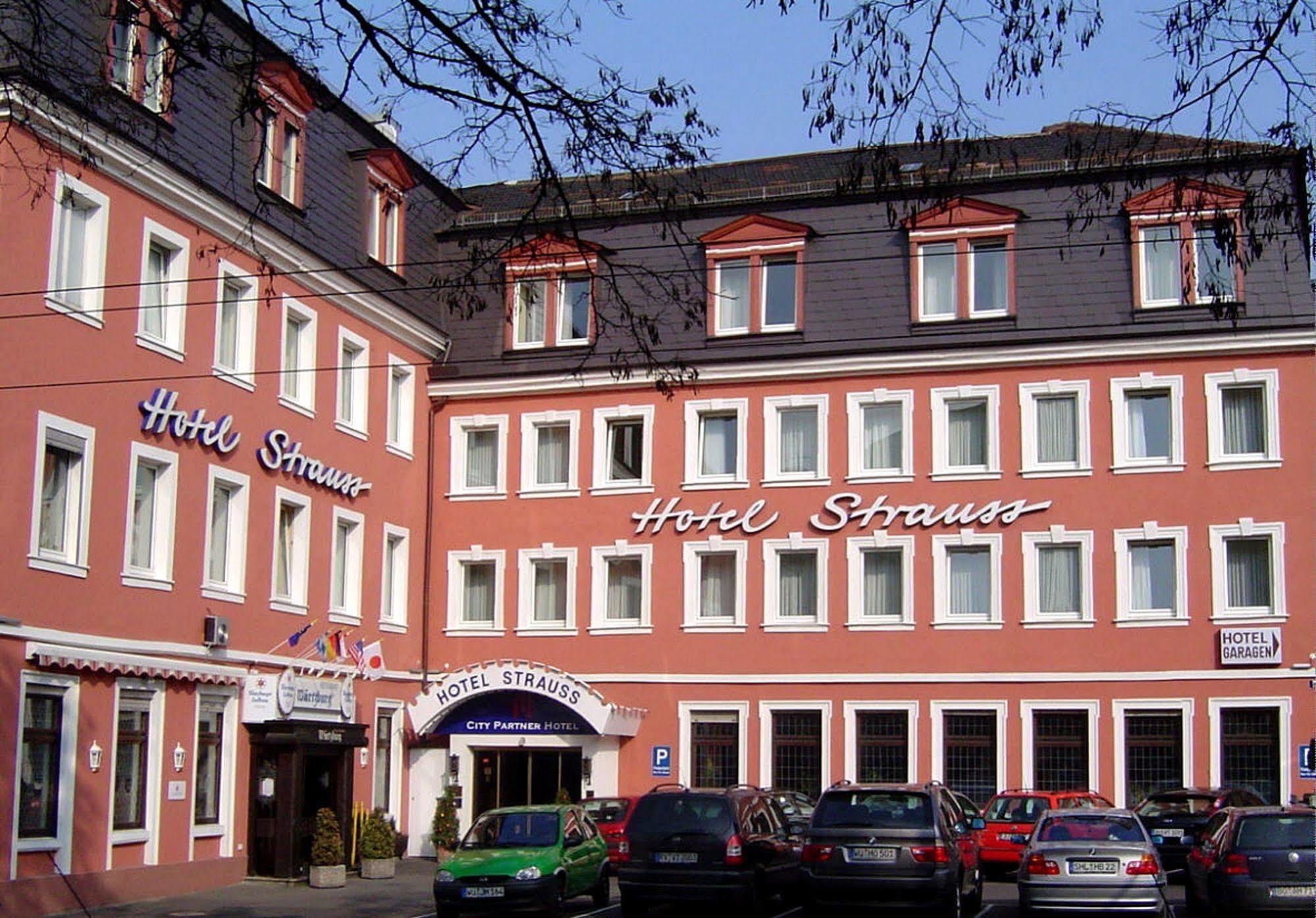 City Partner Hotel Strauss Wurtzburgo Exterior foto